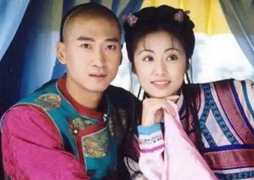 不满被恶意举报,周杰深夜与粉丝互怼,网友你丫活该被封