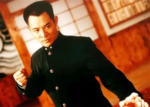 电影频道4.12播出梁家辉主演李小龙我的兄弟
