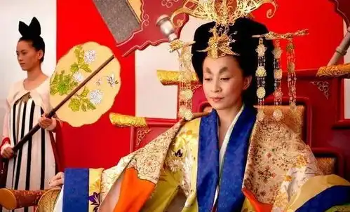 刘嘉玲越老越美,挑战赫本风造型,有哪个人不爱
