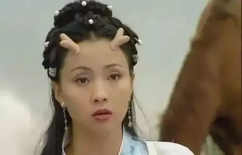 逆天一个人扮演了整个娱乐圈娱乐圈的脸真不是一个模子整出来的吗
