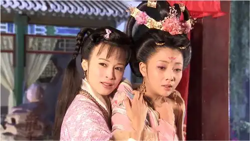 秘史15太子当众送弟弟绿色帽子,王妃以为是赏赐,王爷反手给她一巴掌
