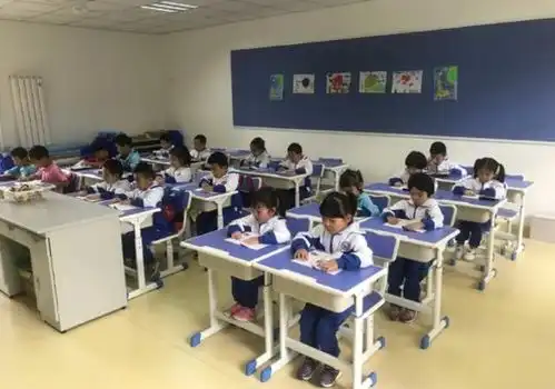 教育部宣布取消小学学前班,本以为是好事,小学老师坐不住了