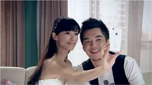 爱情公寓最大的意难平就是展博和婉瑜吧
