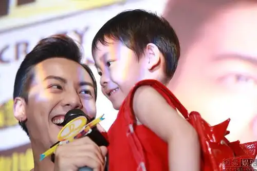 疯狂小事广州路演阐述爱情观