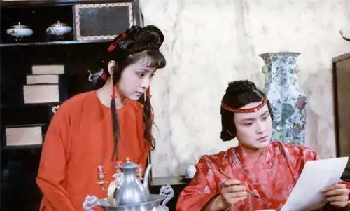 小说红楼梦中,金陵十二钗又副册之首,为何是晴雯而不是其他人