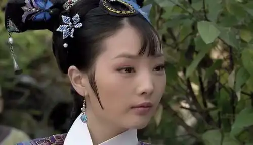 甄嬛传里的龙套演员,颂芝年轻时好清纯,妙音娘子真是酱油专业户
