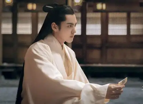 吴亦凡动真感情,长发形象让粉丝着迷,玩家这个角色我有