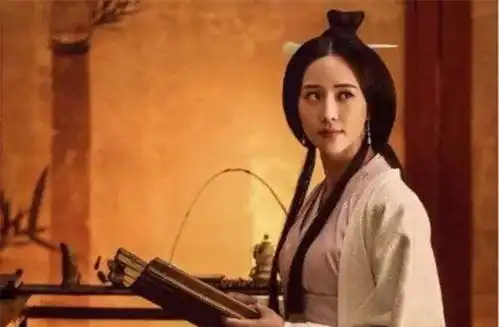 同样都是男人,为什么曹操能够胜出只因为他有这个特殊的能力
