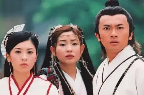 倚天屠龙记中的第一美人,如今嫁入豪门,48岁宛若少女
