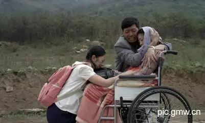 父亲是棵树电影剧照首次曝光
