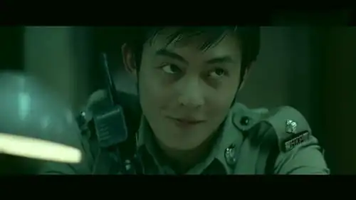 无间道2男神陈冠希的邪魅一笑
