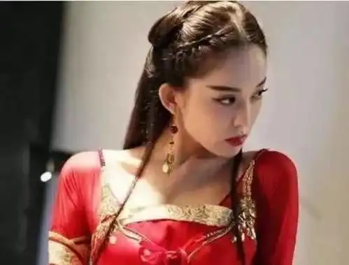 蒋勤勤赵丽颖杨幂娜扎,谁才是古装第一女神