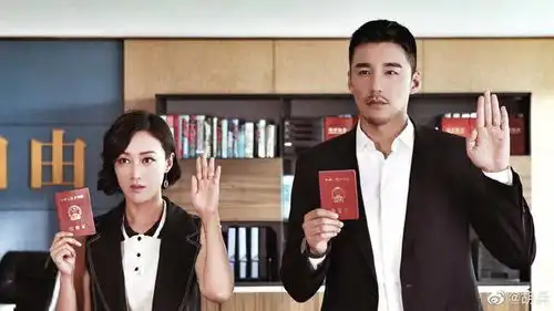 胡兵自曝领证照片,曾患抑郁症又遭母亲逼婚,年过50仍单身
