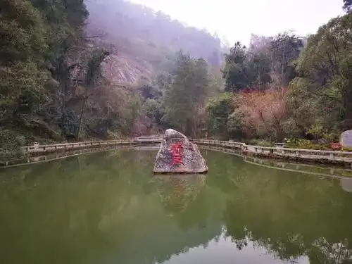 三生三世枕上书取景地普者黑德天瀑布和梵音谷是什么样的
