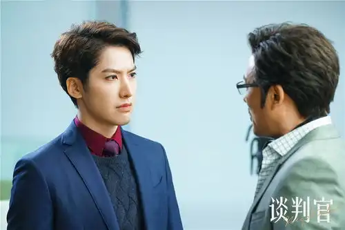 谈判官曝制作特辑杨幂黄子韬甜窦初开