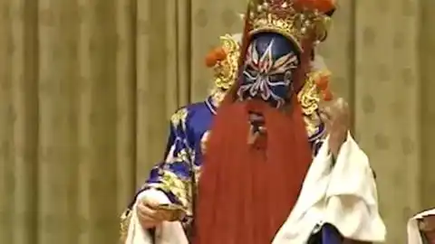 京剧著名花脸演员袁世海音配像坐寨盗马黄天霸终究是黄天霸