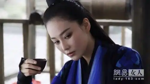董璇神雕造型绝美网友逼死小龙女的节奏
