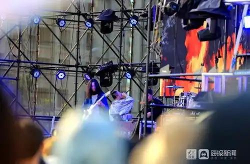 今天也是爱乐之城的济南2021新青年音乐节激情继续