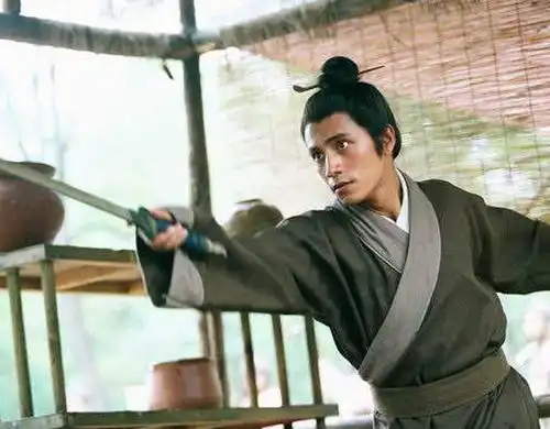 范蠡的次子入狱,大儿子要去救,范蠡说你若去,你弟弟必死