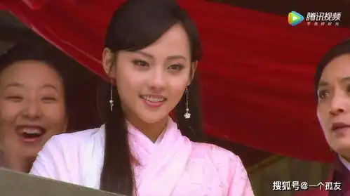 有没有觉得现在的古装剧太节俭了许多女演员的头上几乎没有发饰