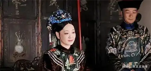 甄嬛传,温太医在沈眉庄房中过夜时,太后为何还不动手