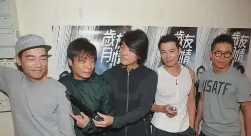 陈小春应采儿喜迎二胎谁也没想到,古惑仔山鸡成了演艺圈的清流
