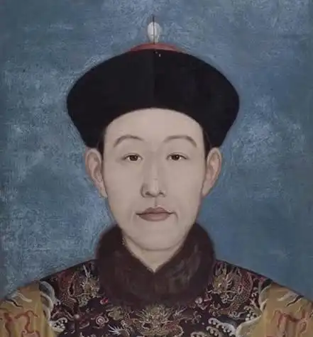 她是永琪的小妾,受尽宠爱狂生四个儿子,死后受到嘉庆追封