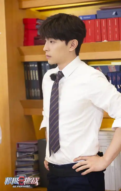 200614邓伦极限挑战剧照公开今晚带你重温经典细数童年难忘时刻