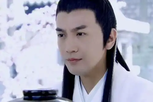 古龙取了3个好名字,连自己也难以超越,堪称经典中的经典