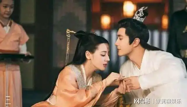 热巴要离开嘉行网曝正在逐步脱离嘉行控制,不会很久