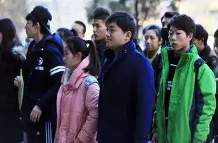 家有儿女小雨带伤艺考深夜健身变猛男
