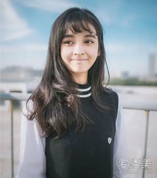 香蜜沉沉烬如霜穗禾是谁演的王一菲个人资料代表作