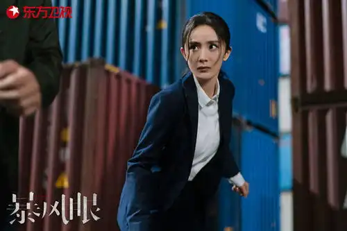 冷题材终于出圈,暴风眼即将收官