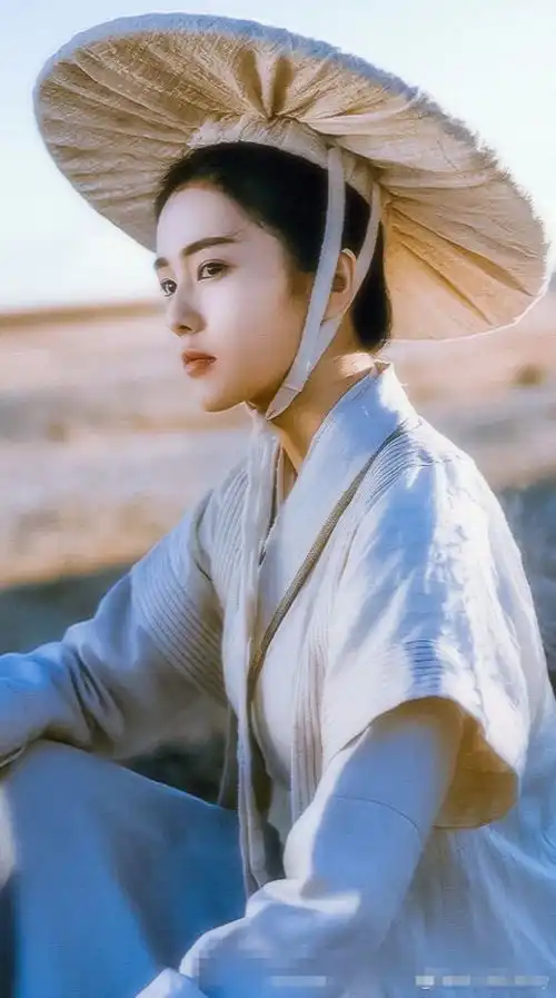 男神任嘉伦新剧要开拍,这次女主清新淡雅,也太像韩国女神孙艺珍
