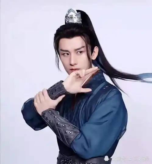 沉香如屑传出定妆照,成毅像少侠,景甜齐刘海造型远不如司藤