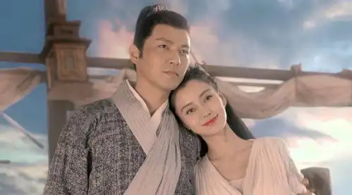 离婚10天再曝丑闻,剧组养胎引全网争议,幸亏黄晓明及时脱身
