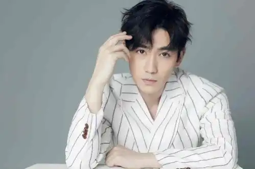 朱一龙何开心剧照如兰