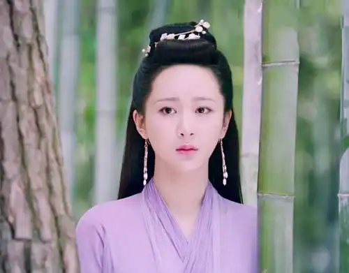 同样是白素贞的装扮,鞠婧祎仙气十足,刘涛妩媚杨紫最百变
