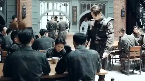 男子为了追求心爱之人,竟这样做,简直是甜蜜暴击