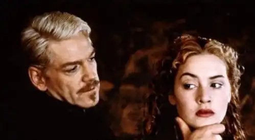 人文主义者的悲剧哈姆雷特为什么能成为人文主义的典型代表
