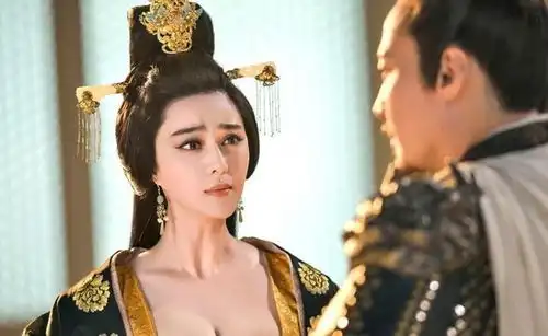 外国贵族合葬墓在陕西出土,墓内发现一幅伏羲女娲图
