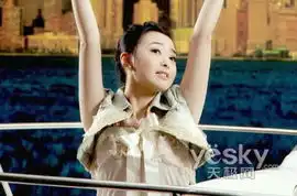 不走kappa女路线蓝色妖姬代言人丁婷写真
