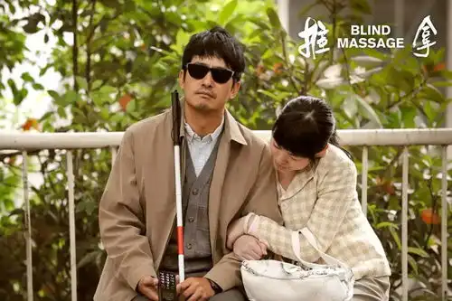 黄轩,从默默无闻到惊艳四方,始于一个微笑佳片导赏第13期
