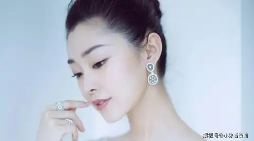 宋轶嫉妒景甜司藤这部戏最初接触了她,后来却被景甜拿下了
