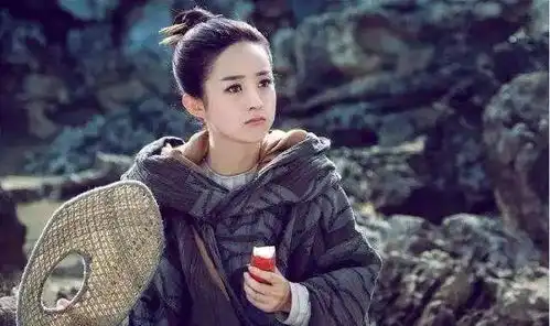 杨幂霍建华巨匠发布定妆照,杨幂二番,粉丝嘲讽嘉行