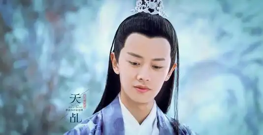 任嘉伦锦衣之下为何能成爆款30岁古装男神,不忘初心