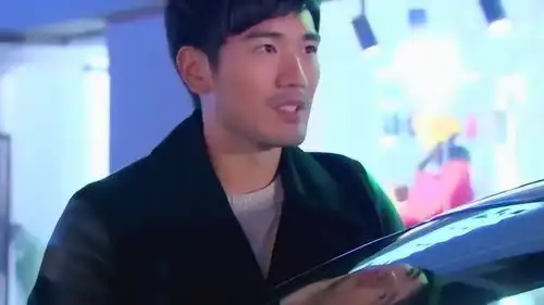 遇见王沥川小秋太热情了,喝醉酒还不忘让沥川吃肉,真的好可爱
