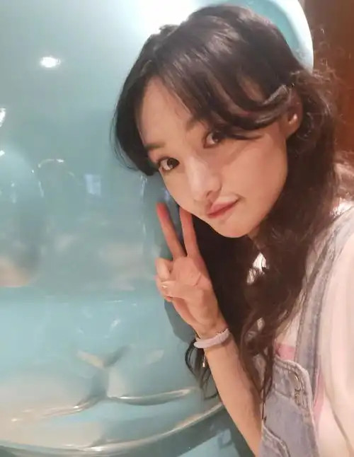 朱一龙剧照不慎泄露1921片场状态超好,郑爽的表现亮眼