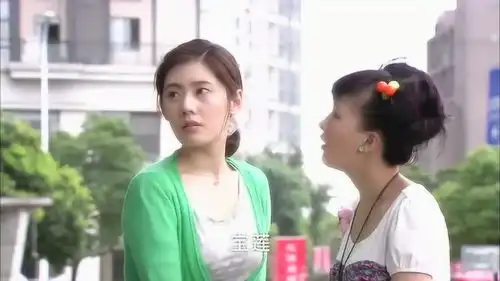 回家的诱惑洪国荣把洪宝莲带走,洪宝莲表示要等林品如回家