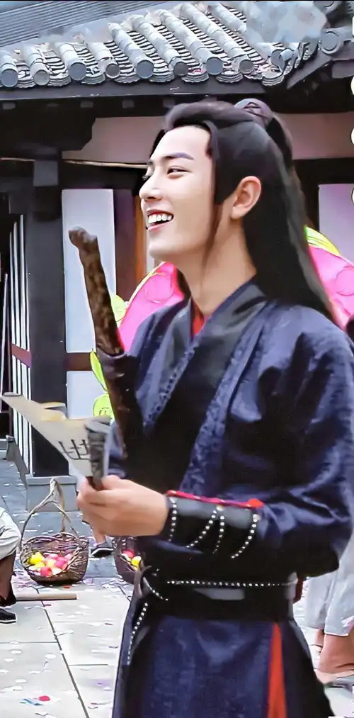 陈情令日本官推更新肖战剧照风流倜傥翩翩少年
